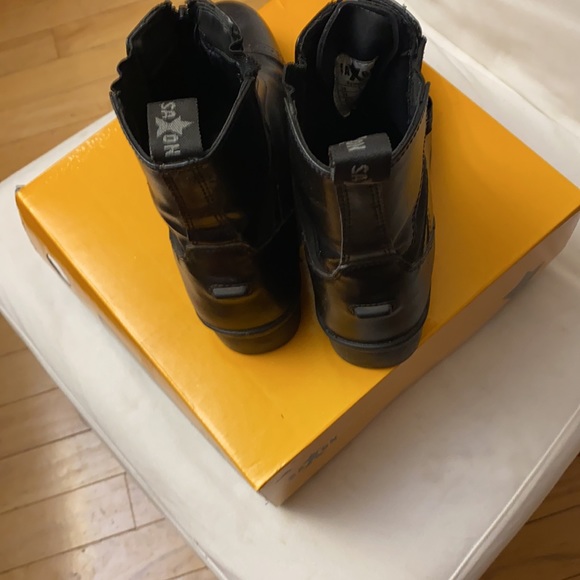 Saxon Riding Boots - Picture 4 of 6